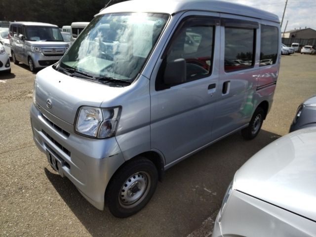 11966 Daihatsu Hijet van S321V 2014 г. (LUM Tokyo Nyusatsu)